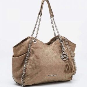 Michael Kors Chelsea Shoulder Bag